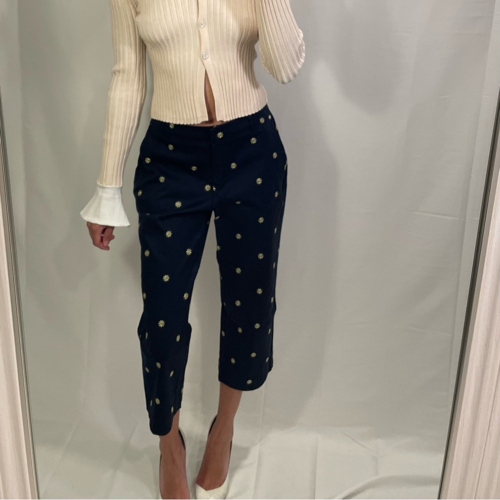 Navy cropped pants
